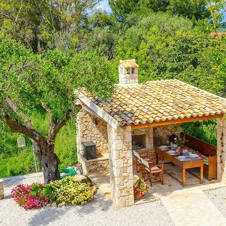 Villa Siorra Anjelina *