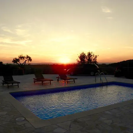Villa Siorra Anjelina